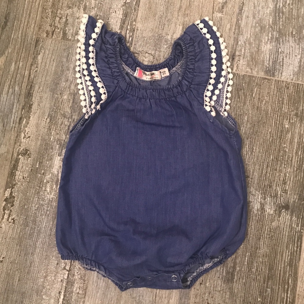 Denim bubble-romper with flutter sleeves